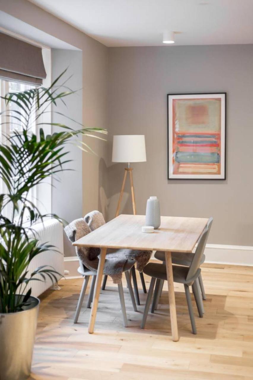 Joivy Luxurious 2Br Home Near Haymarket Station Edimburgo Exterior foto